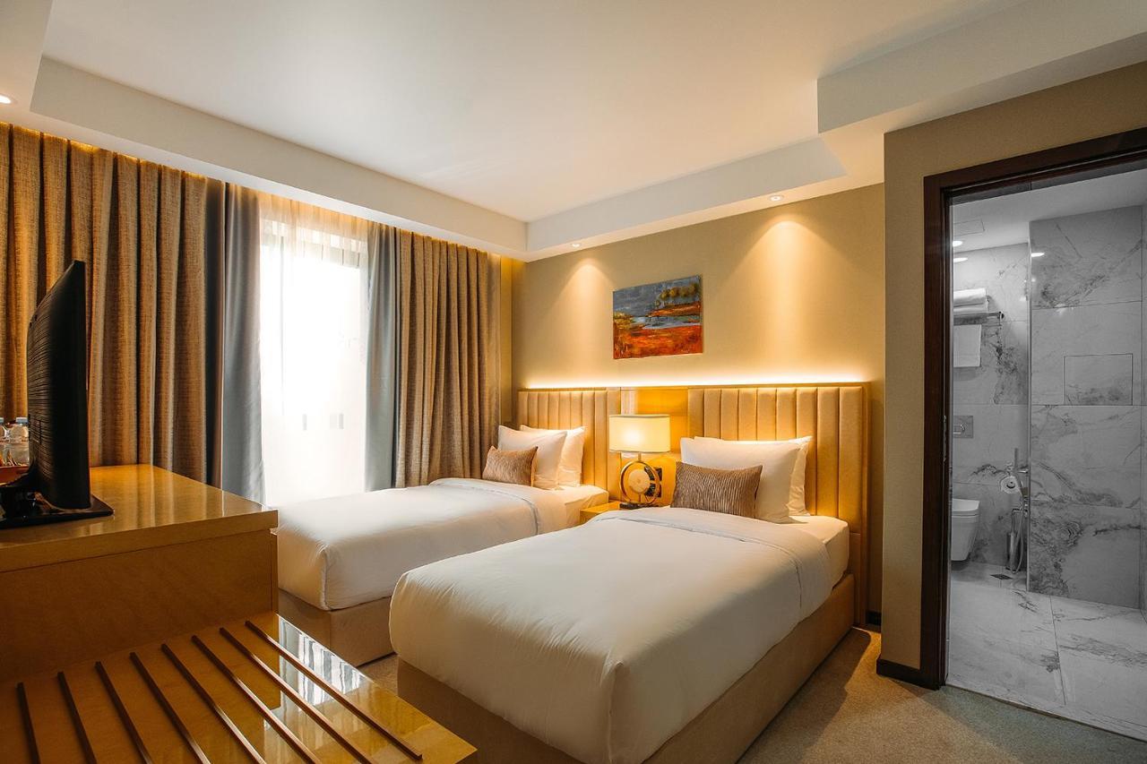 Marjan Plaza Hotel Tiflis Exterior foto