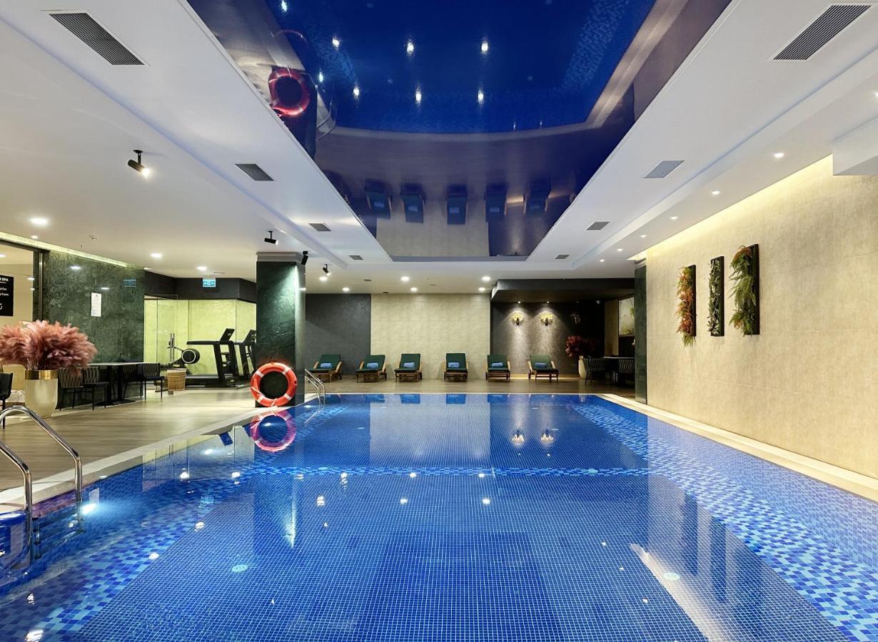 Marjan Plaza Hotel Tiflis Exterior foto